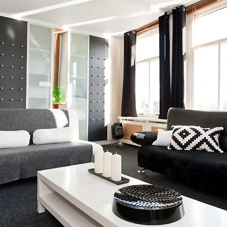 בית הארחה Canal אמסטרדם